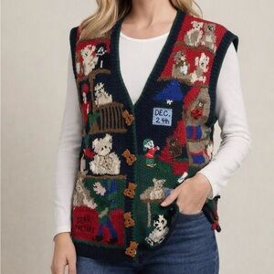 Heirlooms Vintage Womens Size S Green Christmas Sweater Vest Handknit Teddy Bear